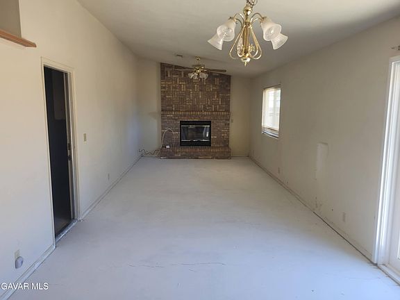 3rd image of 9012 Columbine Ave