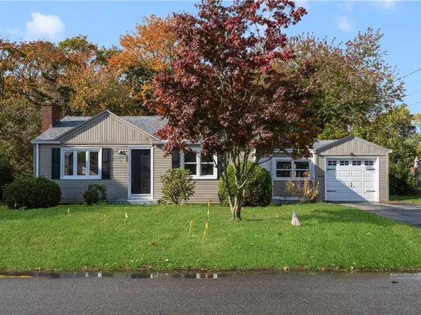111 Missouri Dr, Warwick, RI 02886