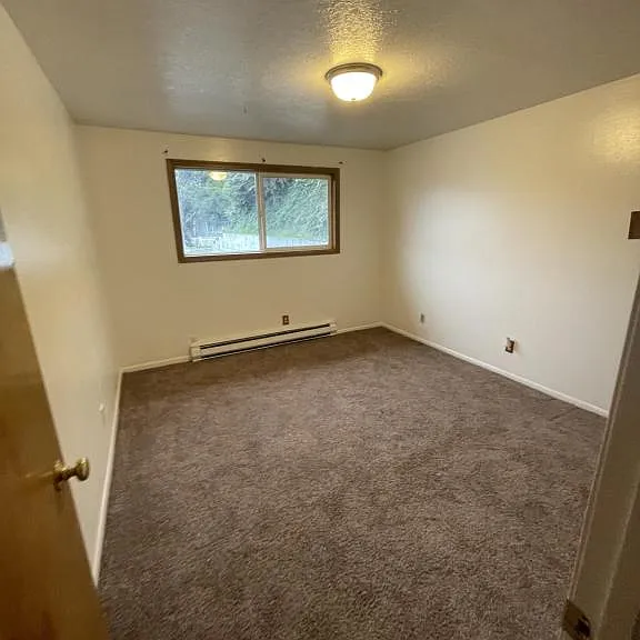 1538 Union Ave — Photo 3