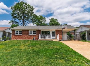 4475 Cayuga Dr, Saint Louis, MO 63123