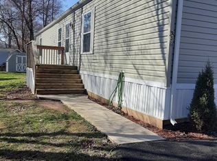 93 Valley Stream Park, Mountain Top, PA 18707