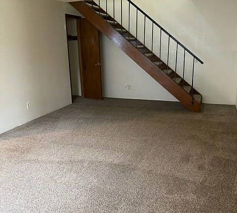 3rd image of 1266 Cedar Ave APT 2