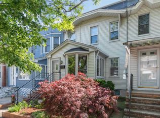 7815 76th St, Ridgewood, NY 11385
