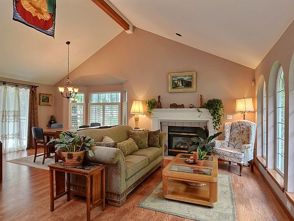 Stunning formal living room 