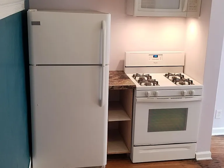 126 Norwood Ave — Photo 11
