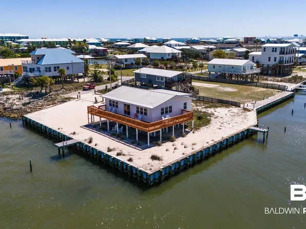 701 Indian Ln, Gulf Shores, AL 36542