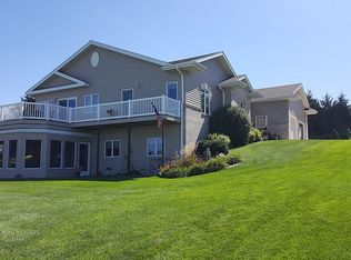 3850 Suncrest Ave, Shelby, NE 68662