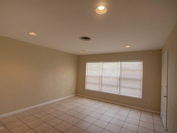 5th image of 1312 Moss Ln