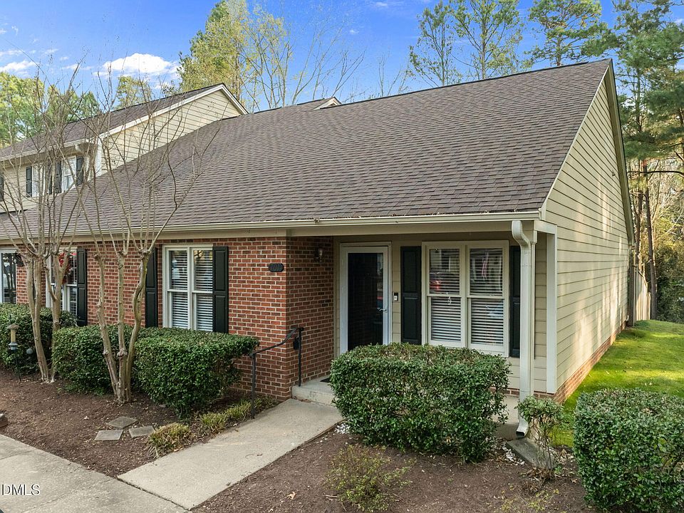 1st image of 701 Gatehouse Ln