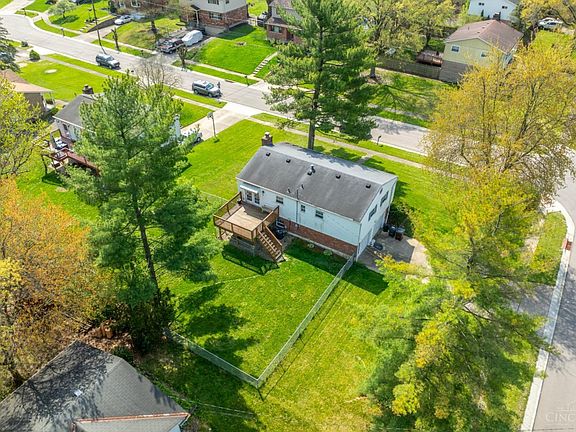 4th image of 1828 Briarrose Ct