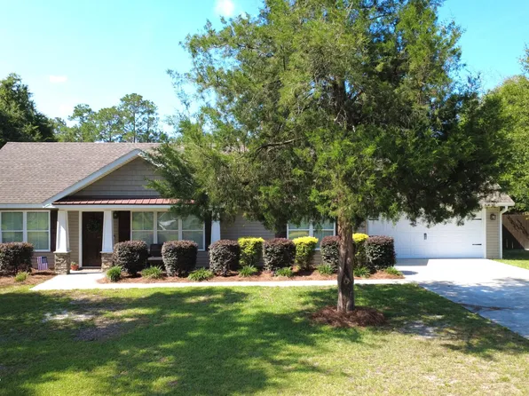 204 Devonwood Dr, Jesup, GA 31546