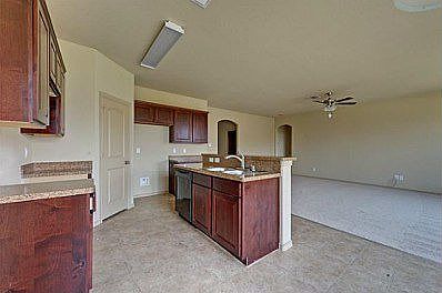 4th image of 231 Chimney Rock Dr