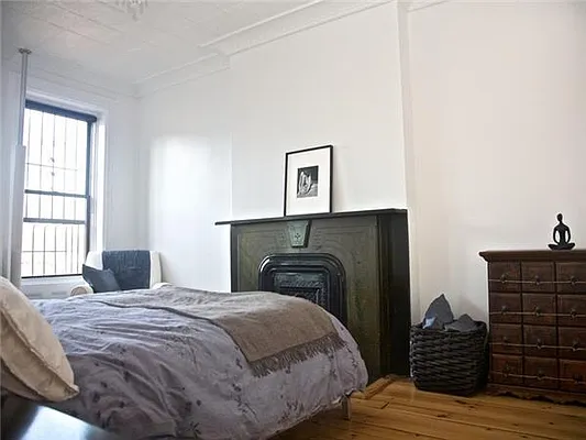 Sold by Avenue Sotheby's International Realty | media 18