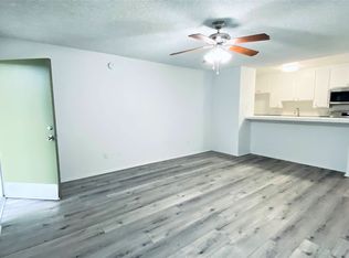 6736 Cleon Ave, North Hollywood, CA 91606