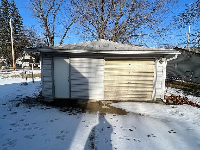 111 French St — Photo 2