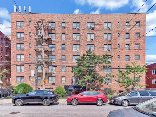 10-40 Neilson Street image 1 of 18