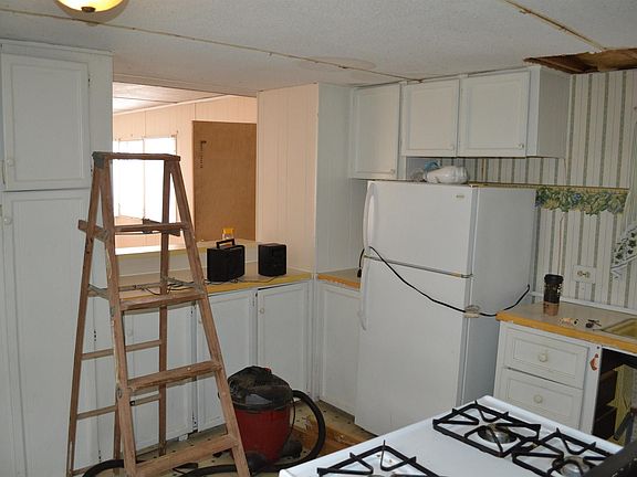 5th image of 8823 N Kiger Dr