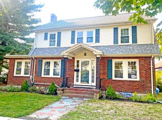 33 Merrill Rd, Watertown, MA 02472