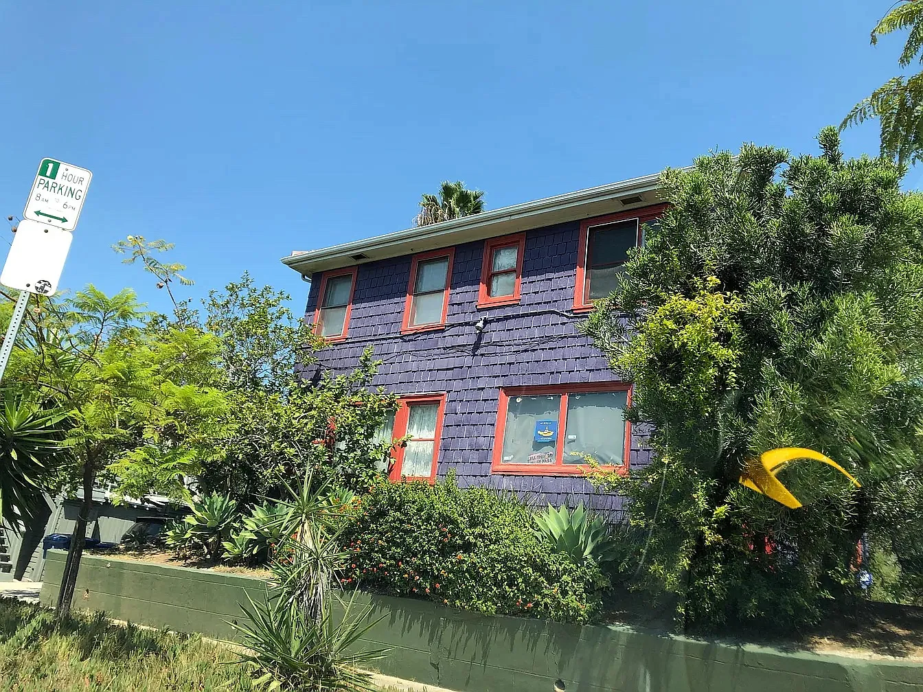 3 bed, 1.5 bath, 2000 sqft, $5,800 — Photo 2