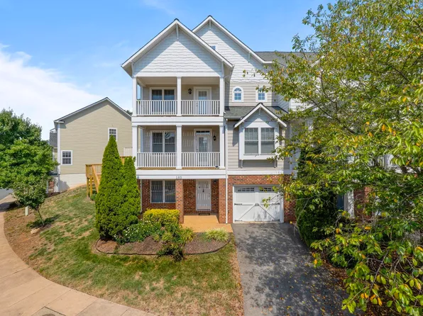 185 Brookwood Dr, Charlottesville, VA 22902