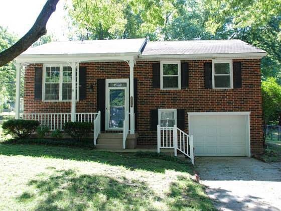 1st image of 1329 Park Ln