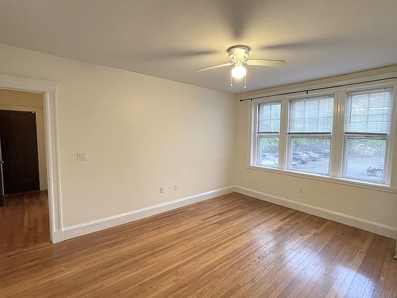 4th image of 13 Ellery St #6