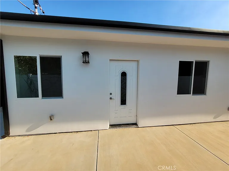8004 Shirley Ave — Photo 1