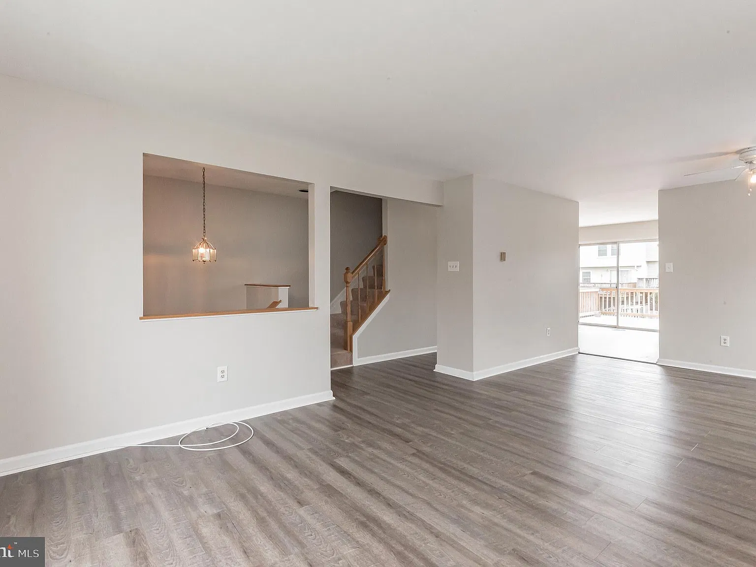 4 bed, 3.5 bath, 2004 sqft, $3,000 — Photo 4