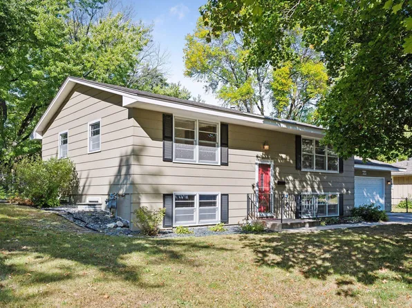 4541 Nevada Ave N, New Hope, MN 55428