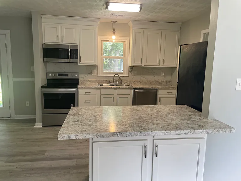 13334 Warwick Springs Dr — Photo 3