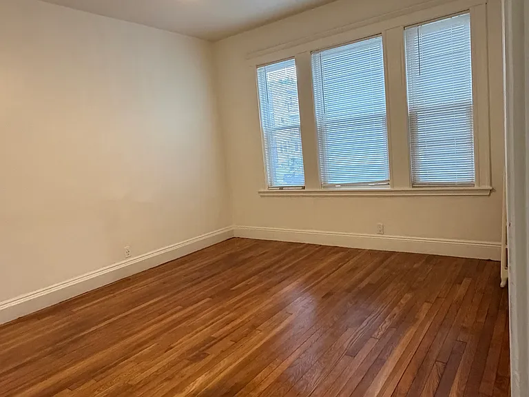 27 Hosmer St #1A — Photo 11