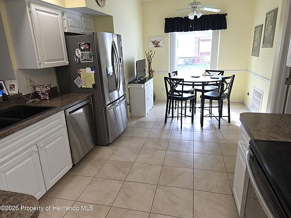 4th image of 2482 Silkwood Ct