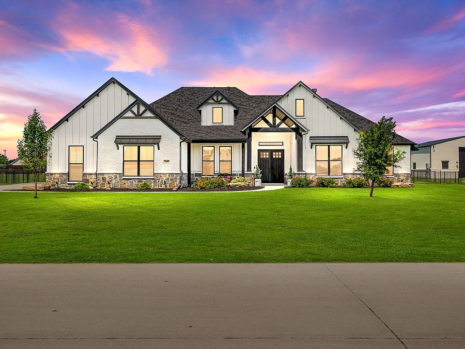 1st image of 3400 Stardust Ln