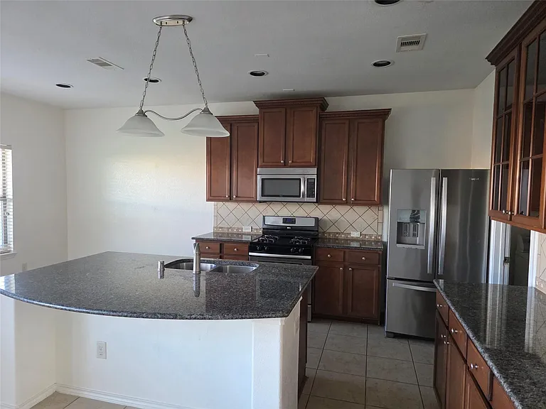 23906 W Fairport Harbor Ln — Photo 8