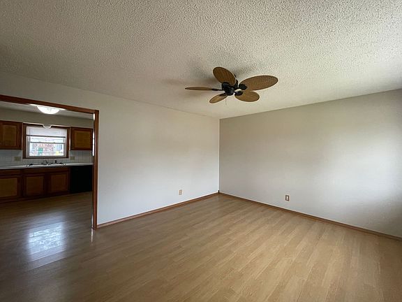 5th image of 223 S Allen Ave