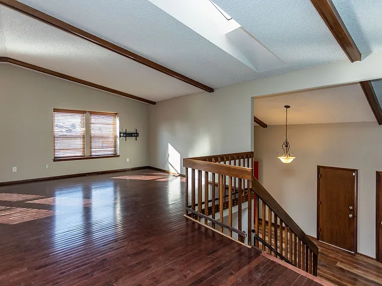 7673 Safari Cir — Photo 10