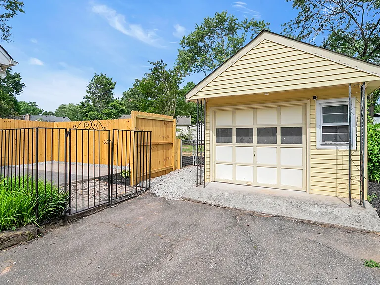5018 Raintree Ln — Photo 44