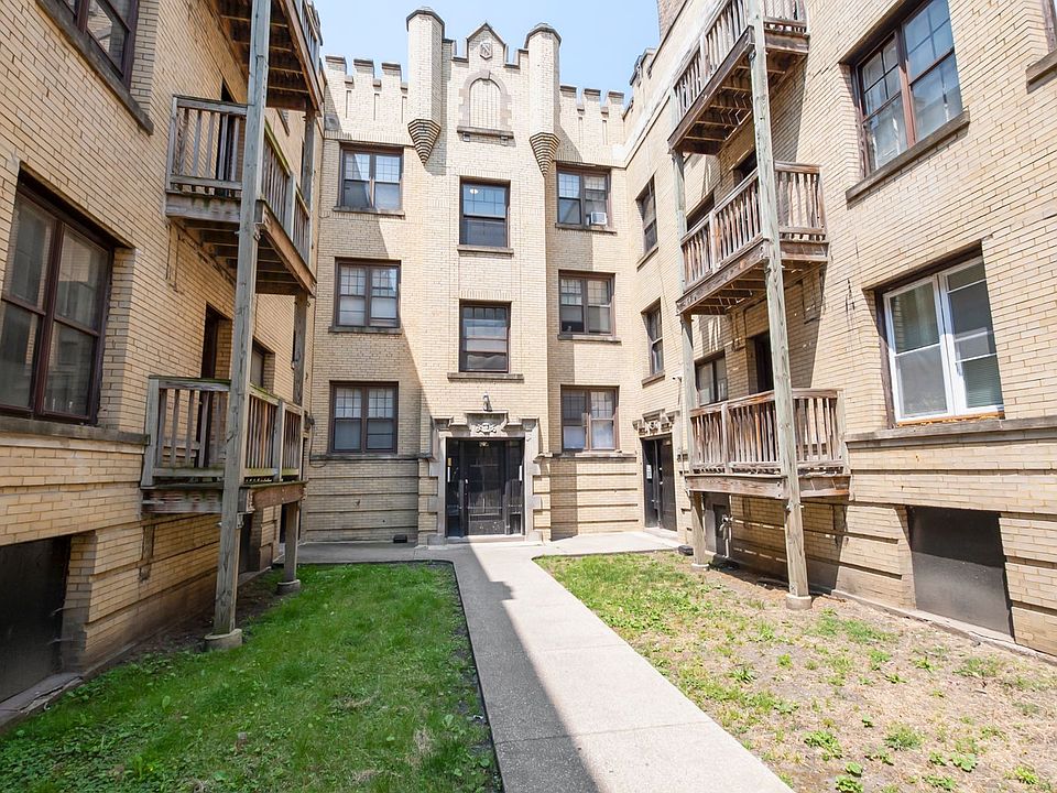1st image of 4230 S Michigan Ave #1N