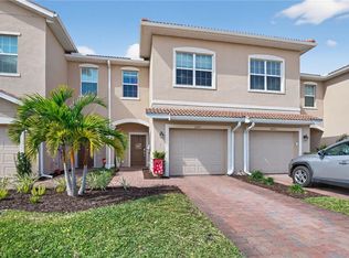 2821 Citrus ST, NAPLES, FL 34120