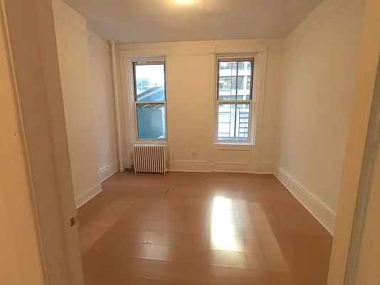 Rented by Dream NYC LLC | media 6