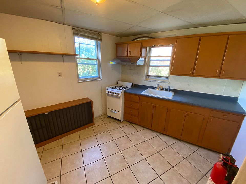 1st image of 1828 E Passyunk Ave #2