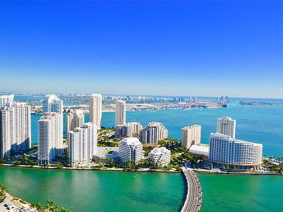 2nd image of 951 Brickell Ave #5008