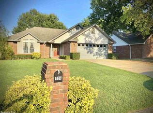 106 Lark Spur Dr, Searcy, AR 72143