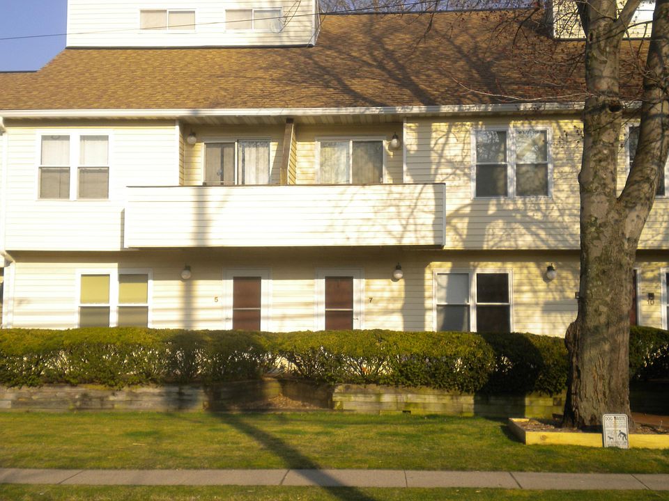 156 LIBERTY ST Little Ferry NJ Zillow