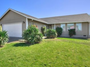7502 28th St, White City, OR 97503