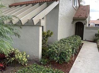 5621 Coach House Cir APT D, Boca Raton, FL 33486