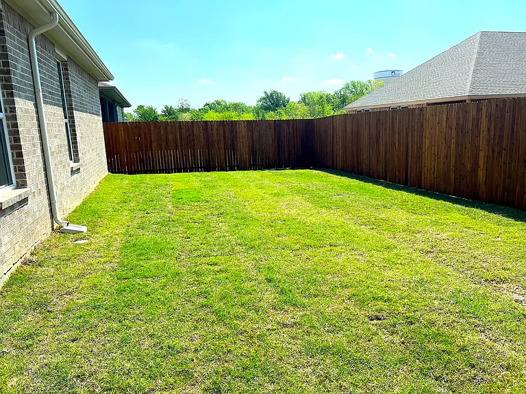 1717 Sparrow St — Photo 19