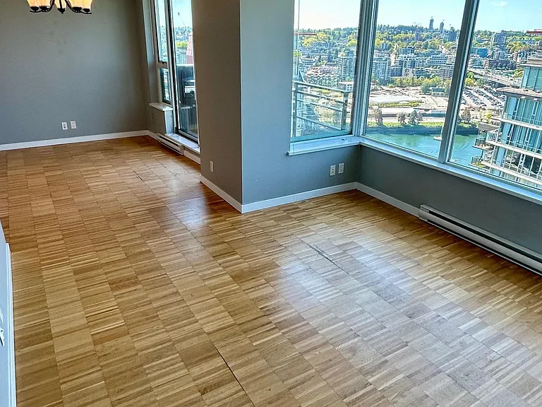 33 Smithe St #3005 — Photo 2