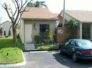 2052 SW 82nd Ave, Davie, FL 33324