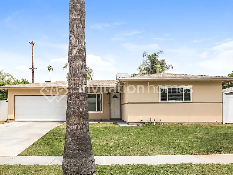 8943 Conway Dr — Photo 1